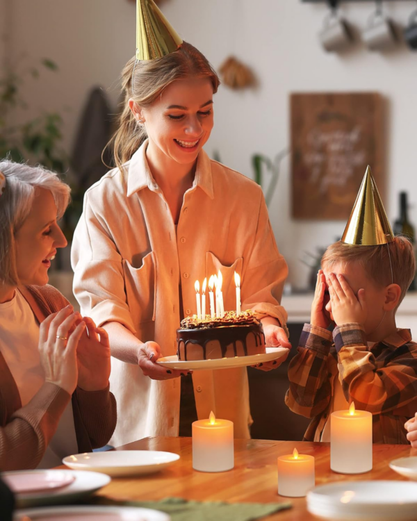 Pack of 3 (Φ 3" x H 4"/5"/6") LED Flameless Battery Operated Candles with Remote and Timer - Image 3