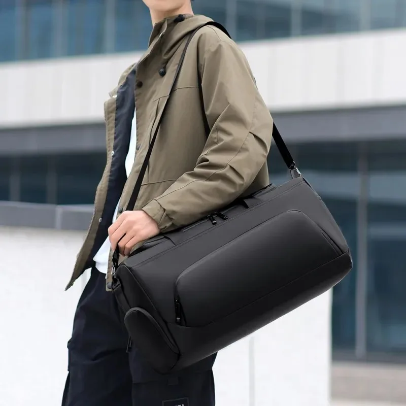 Sports Gym Bag Large Capacity Portable Travel Duffel Bag with Shoe Compartment for Gym & Vacation - Image 6