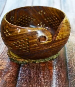 Ajuny Spiral Wooden Yarn Bowl – Carved Yarn Dispenser